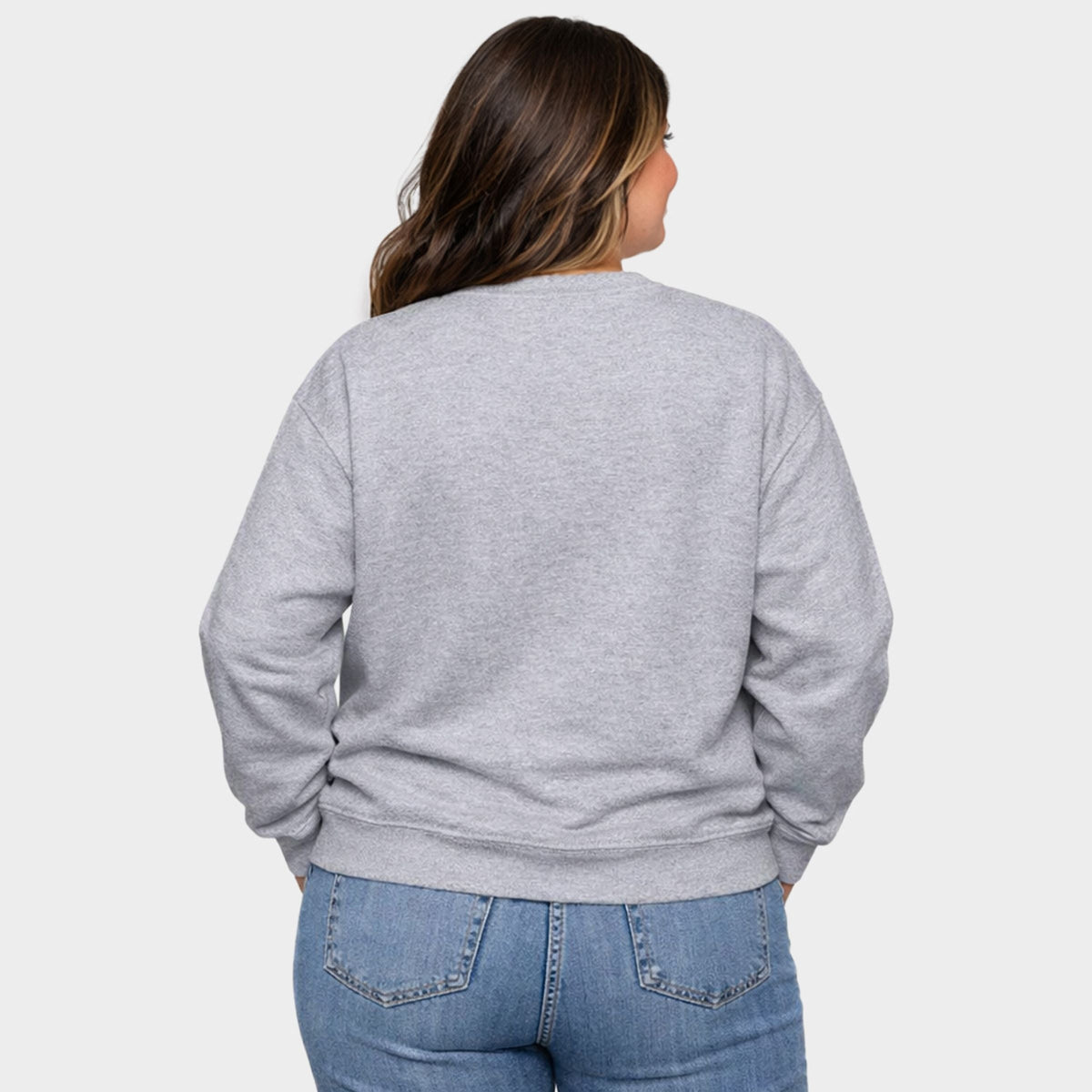 Après Skis and Poles - Women's Plus Sized Graphic Sweatshirt product image 3